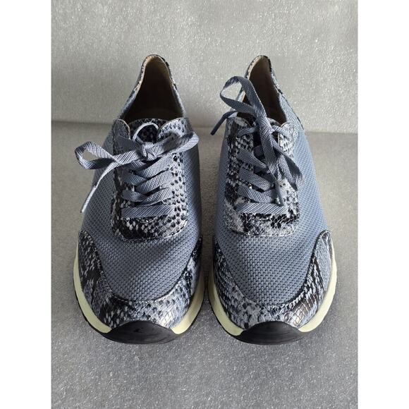 Naturalizer Women's Nash Lace-Up Sneaker In Blue Storm Size 8 EUC COMFORT Maxi - Picture 3 of 7